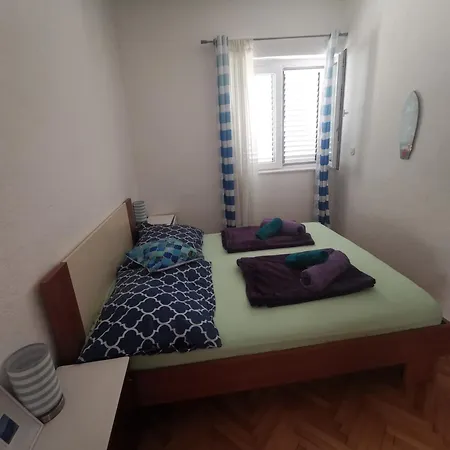 Eva Oliva Apartmán *