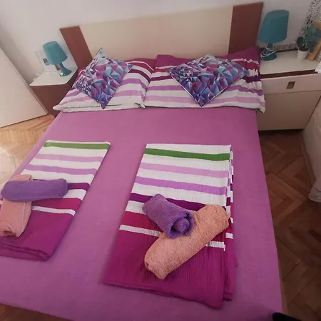 Eva Oliva Apartmán *