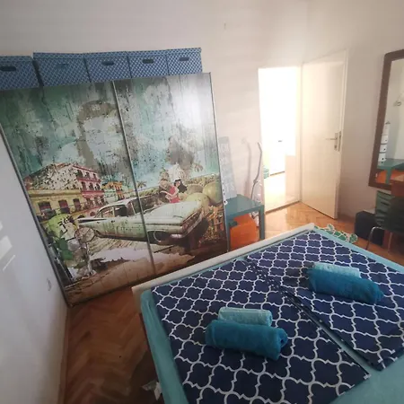 Eva Oliva 마카르스카